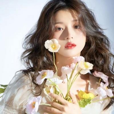 被众神捡到的男孩第二季